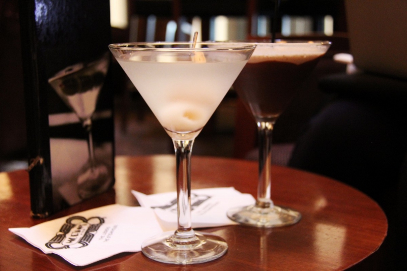 brasserie-TAVERNES-min_martini_bar_lychee_chocolate_alcohol_liquor_happy_hour_happy-910161